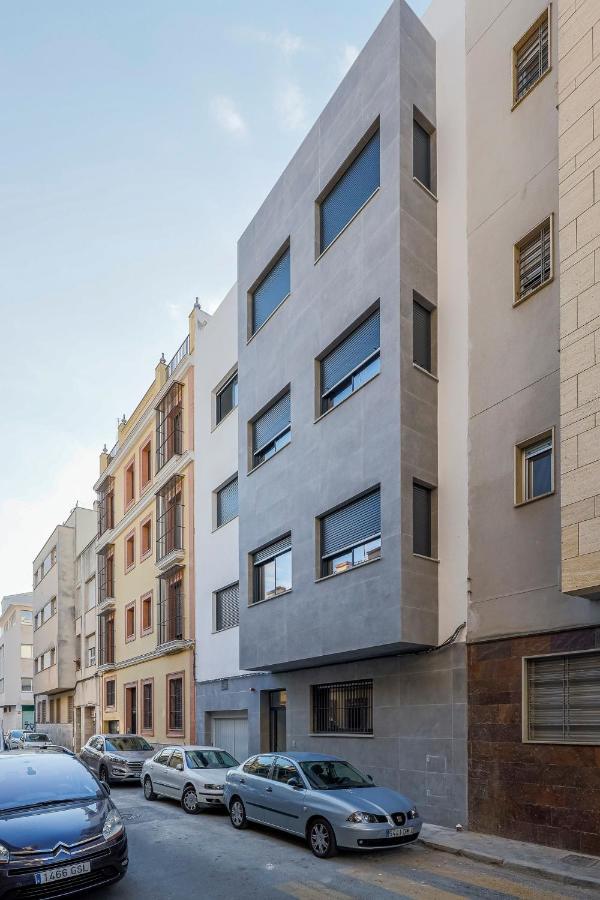 Family Suit Principal Encantos De Sevilla Exterior photo